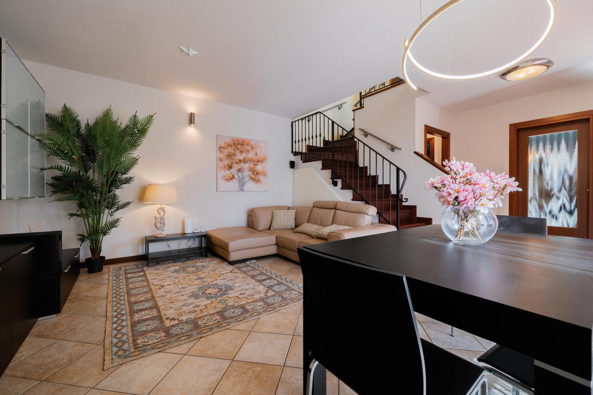 Casa Di Iaio - 90 M2 Apt With Free Wi-Fi, Netflix, Home Cinema & Parking Гориция Экстерьер фото